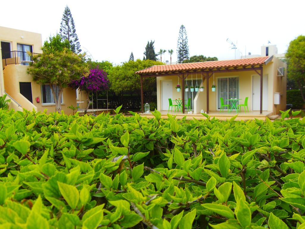 Light & Blue Gardens Apartment Protaras Ngoại thất bức ảnh