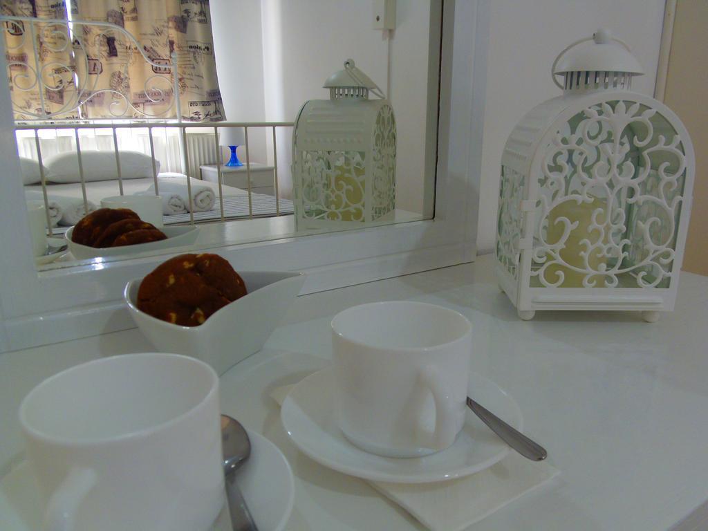 Light & Blue Gardens Apartment Protaras Ngoại thất bức ảnh